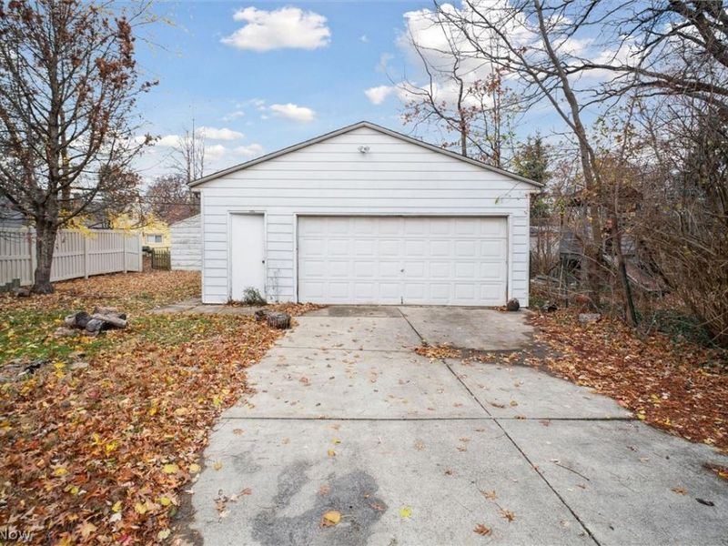 25301 Marsdon Drive, Euclid, OH 44132 Photo 20