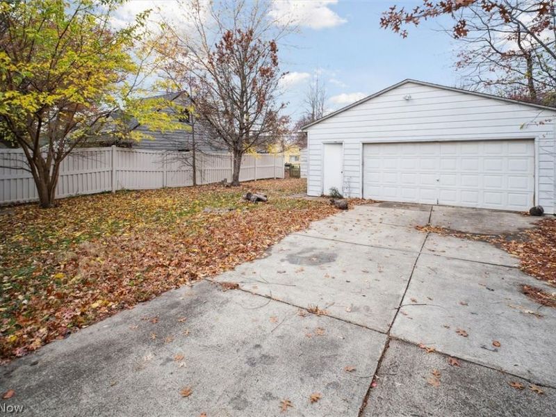 25301 Marsdon Drive, Euclid, OH 44132 Photo 21
