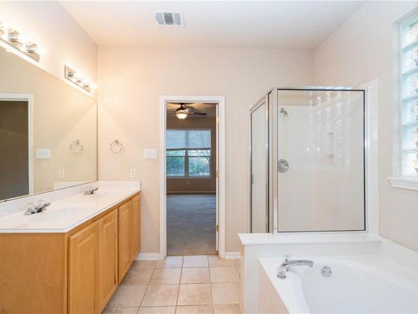 2700 Granite Creek DR, Leander, TX 78641
