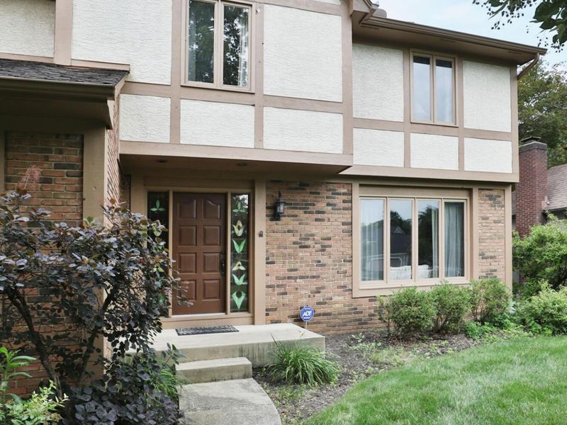 1079 Putney Drive , Columbus, OH 43085 Photo 2