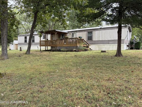 740 COUNTY ROAD 623, Linn, MO 65051