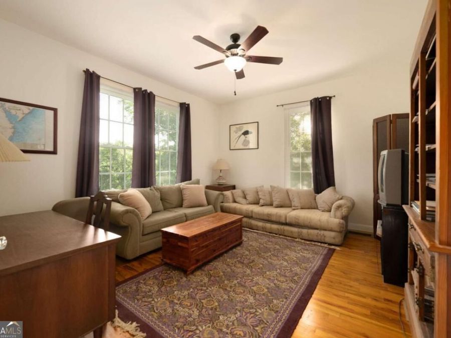 Property Image 12