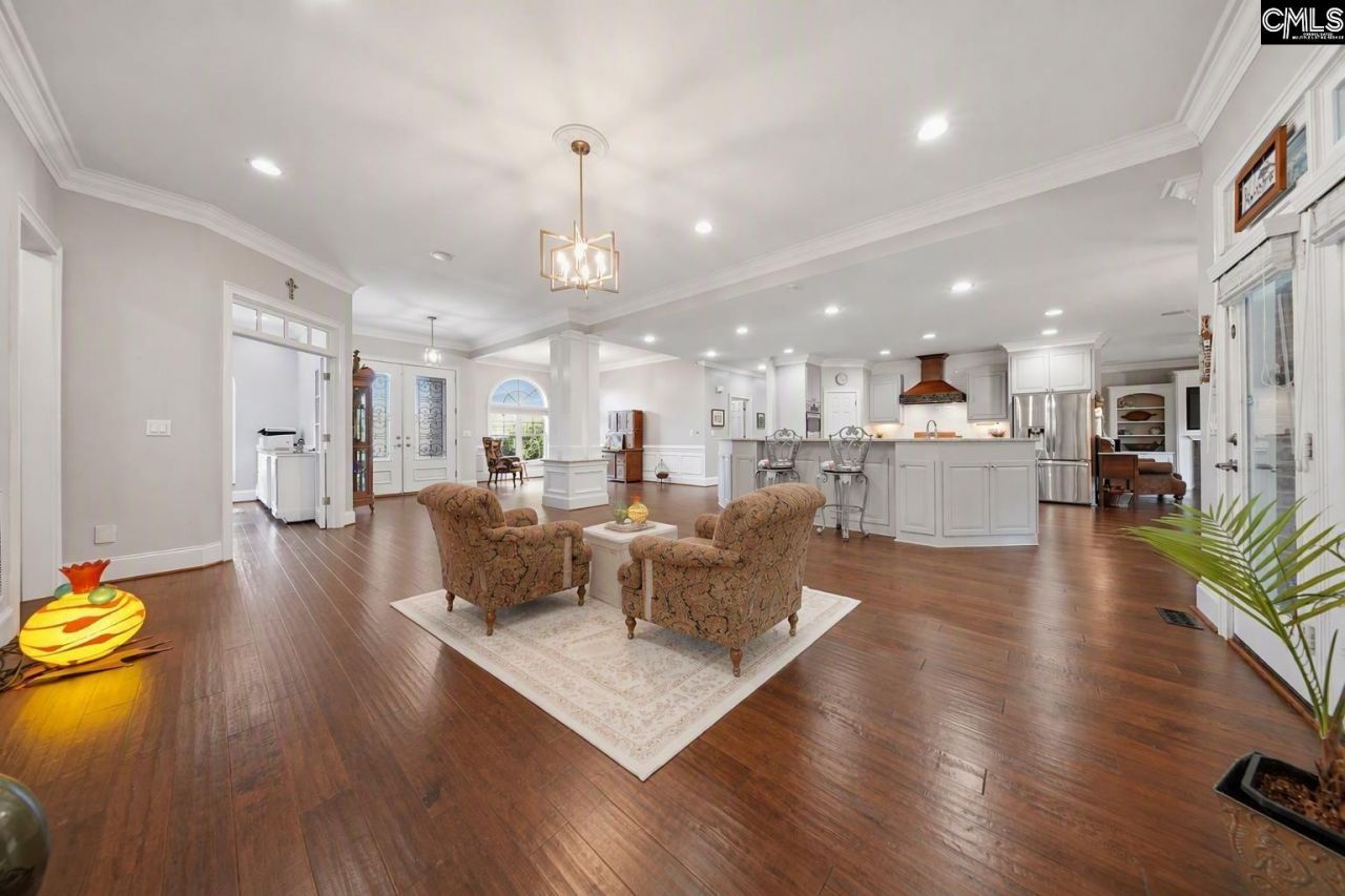 313 Bentwood Lane  Photo 9