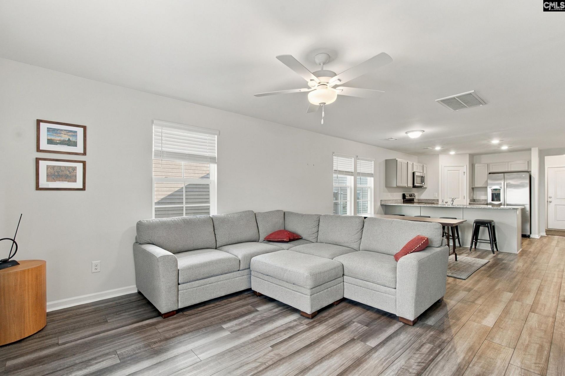 2032 Mapleton Drive  Photo 6