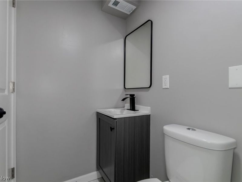 246 Courtland Boulevard, Eastlake, OH 44095 Photo 20