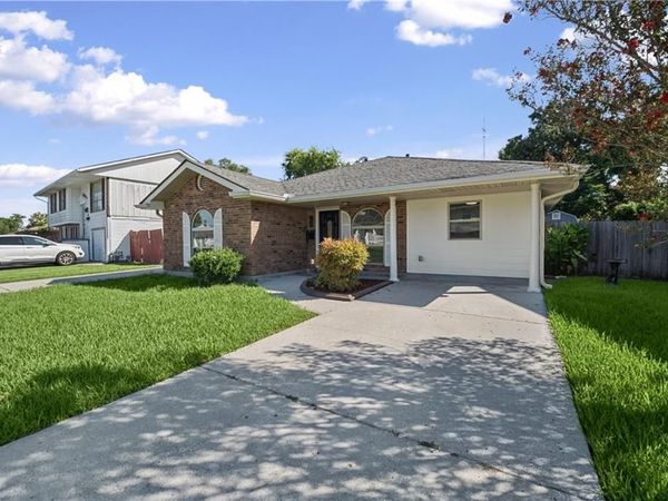 209 APOLLO Street , Terrytown, LA 70056