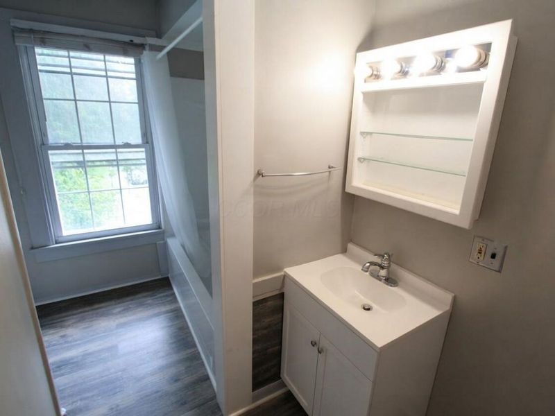 142 E Northwood Avenue , Columbus, OH 43201 Photo 14