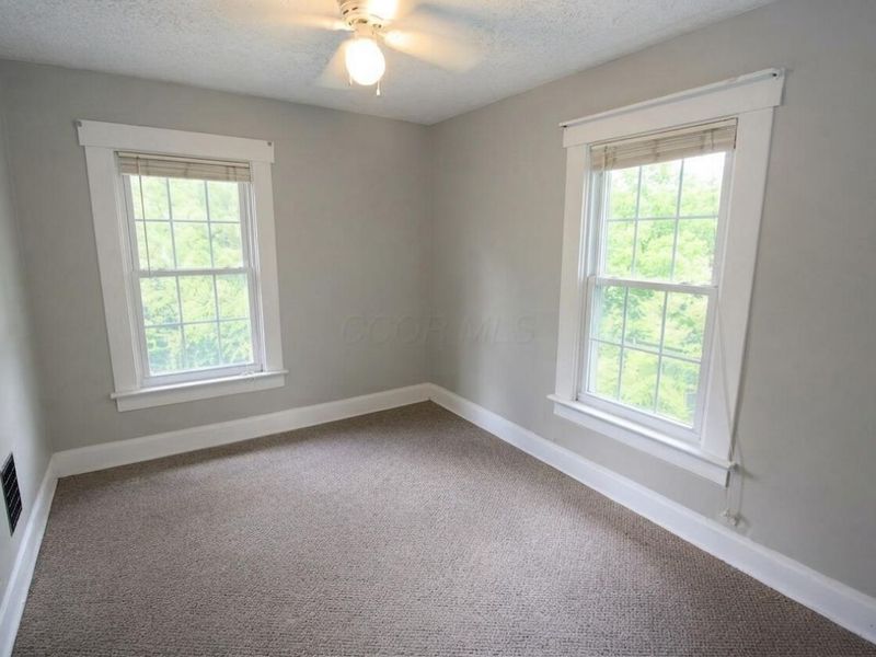 142 E Northwood Avenue , Columbus, OH 43201 Photo 15
