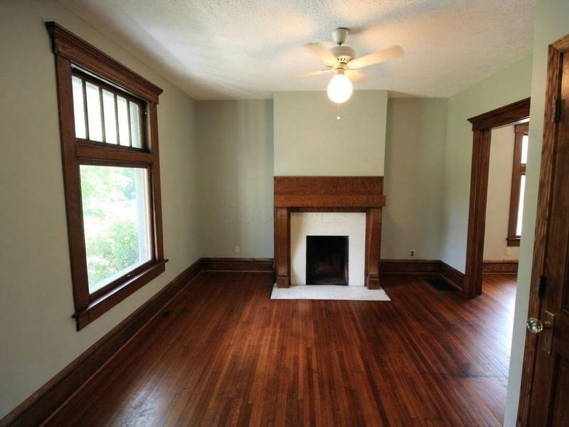 142 E Northwood Avenue , Columbus, OH 43201 Photo 3