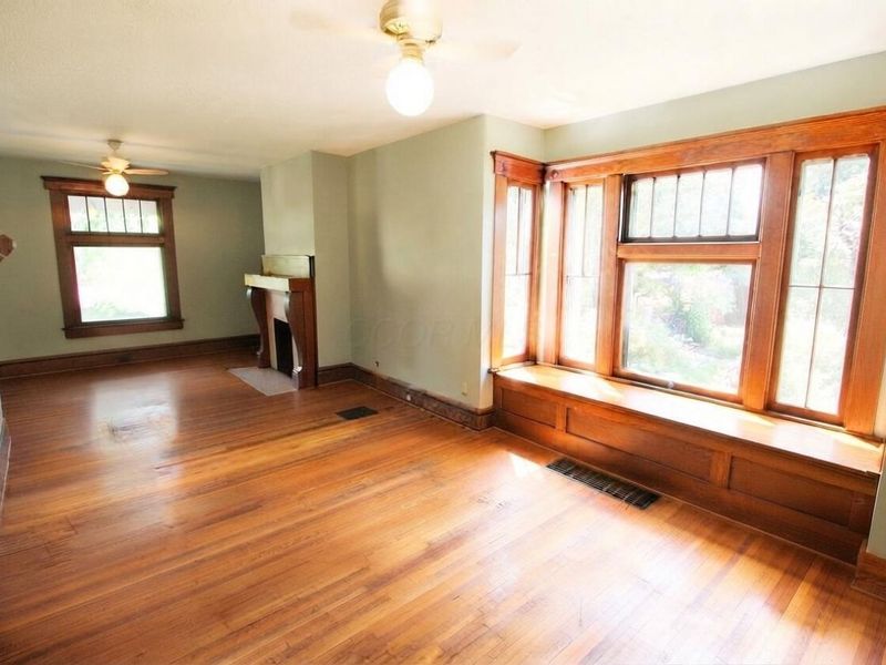 142 E Northwood Avenue , Columbus, OH 43201 Photo 4
