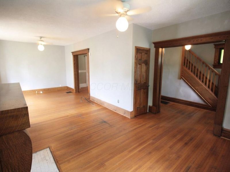 142 E Northwood Avenue , Columbus, OH 43201 Photo 5