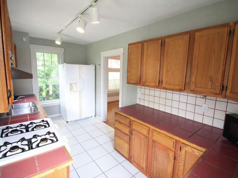 142 E Northwood Avenue , Columbus, OH 43201 Photo 9