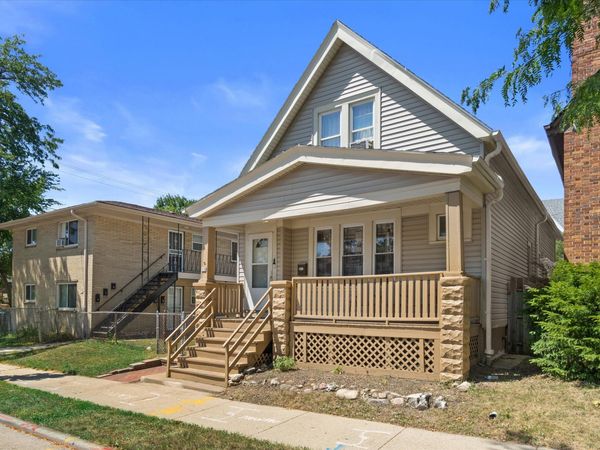 806 W Lapham Blvd, Milwaukee, WI 53204