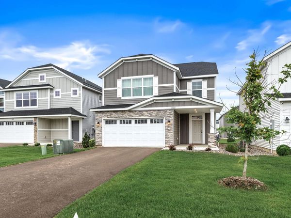 6822 102nd Street S, Cottage Grove, MN 55016