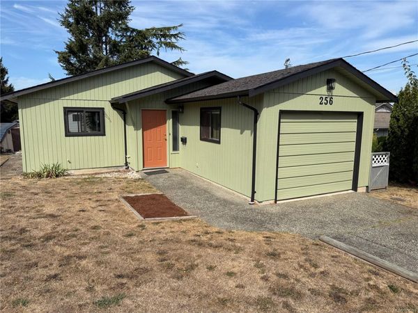 256 Ardenlea Pl , View Royal, BC V9B 5P3
