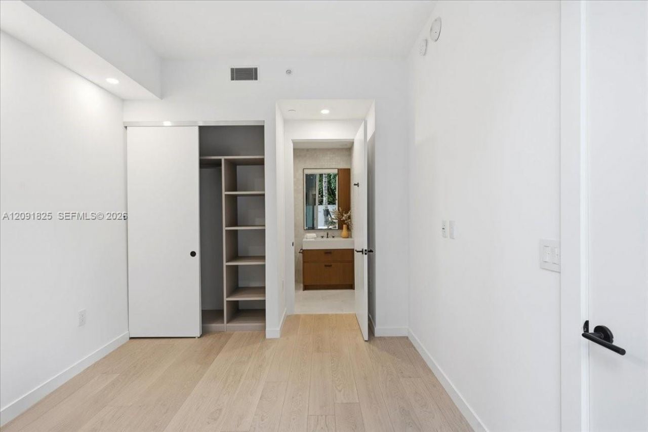 2200 Brickell Ave , Unit GV04, Miami, FL 33129 Photo
