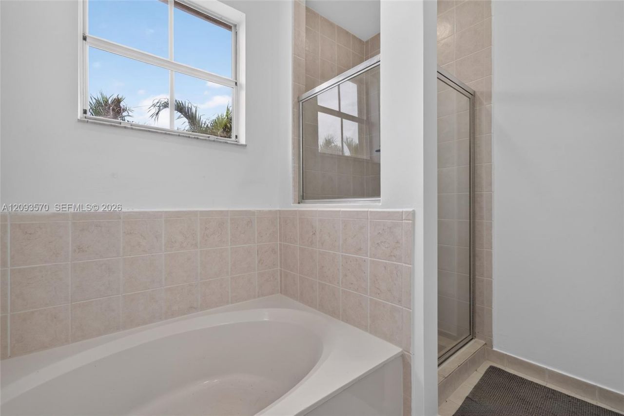 15266 SW 30th Ter, Miami, FL 33185 Photo