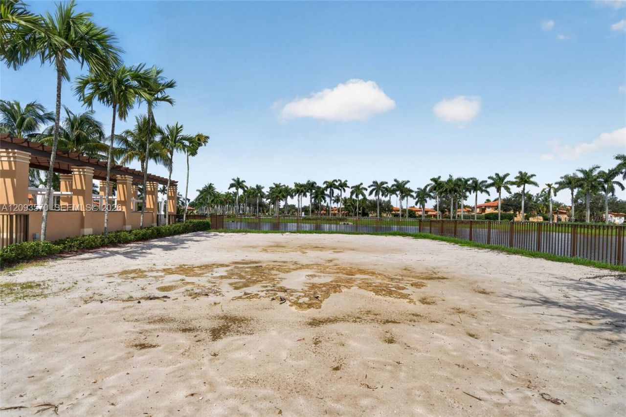 15266 SW 30th Ter, Miami, FL 33185 Photo
