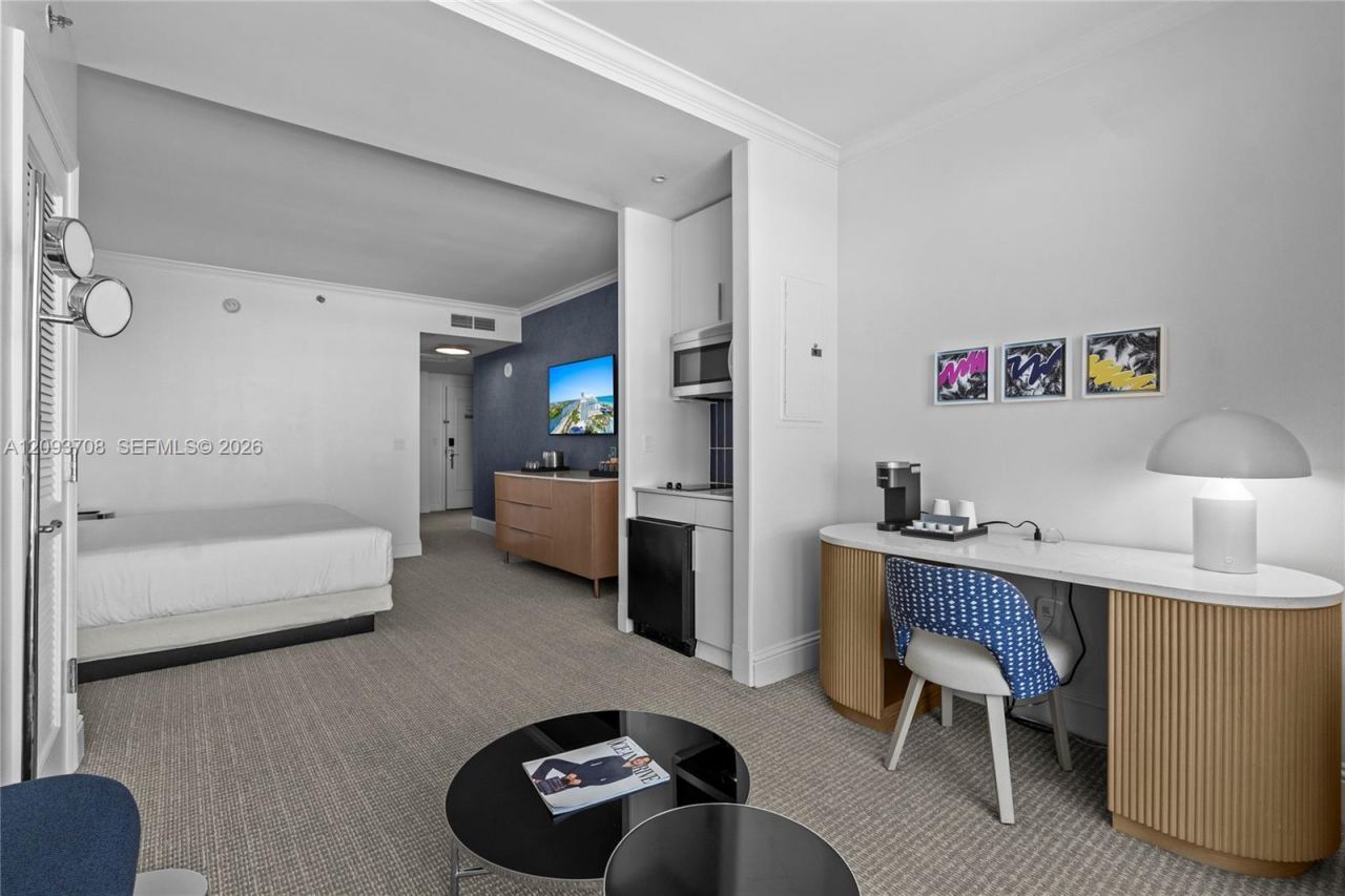4401 Collins Ave, Unit 1709, Miami Beach, FL 33140 Photo