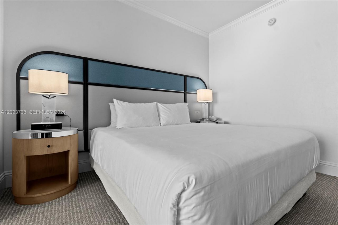 4401 Collins Ave, Unit 1709, Miami Beach, FL 33140 Photo