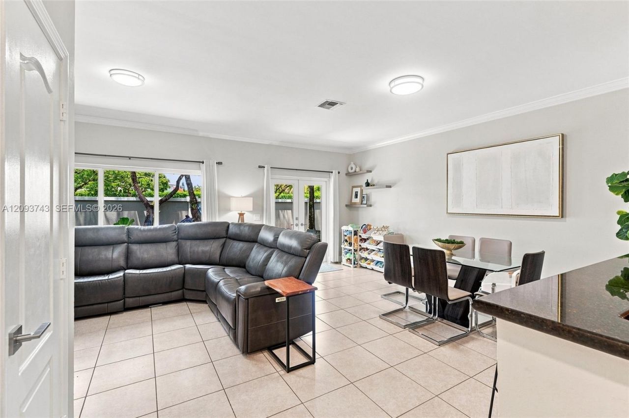 13225 NW 7th Dr, Plantation, FL 33325 Photo