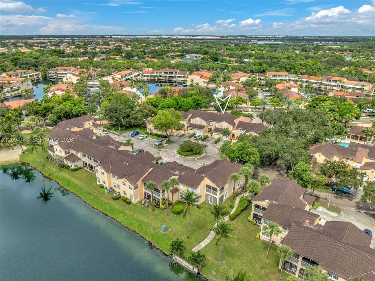 14611 Balgowan Rd , Unit 103-1, Miami Lakes, FL 33016 Photo