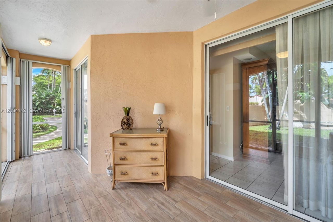 14611 Balgowan Rd , Unit 103-1, Miami Lakes, FL 33016 Photo