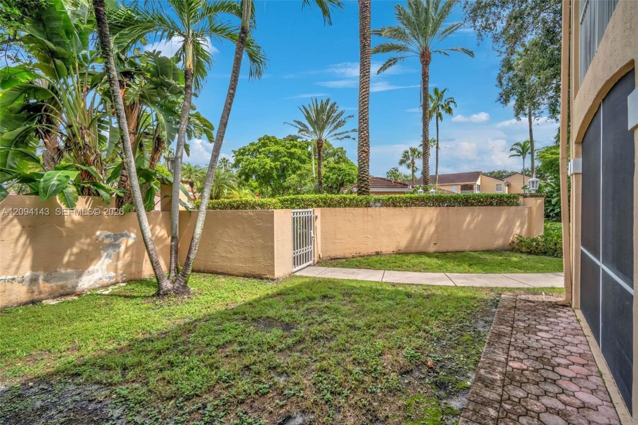 14611 Balgowan Rd , Unit 103-1, Miami Lakes, FL 33016 Photo