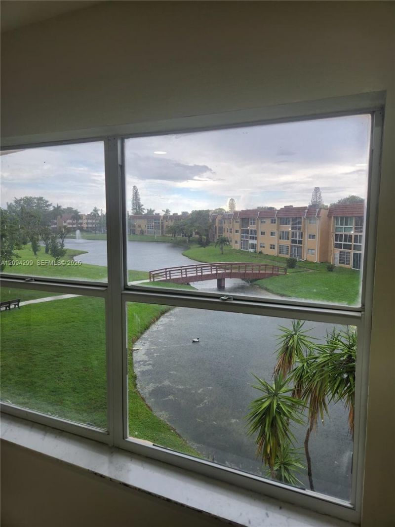 2781 N Pine Island Rd , Unit 302, Sunrise, FL 33322 Photo