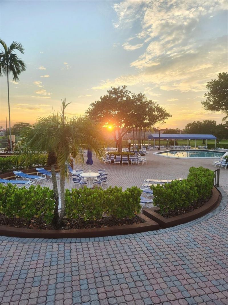 2781 N Pine Island Rd , Unit 302, Sunrise, FL 33322 Photo