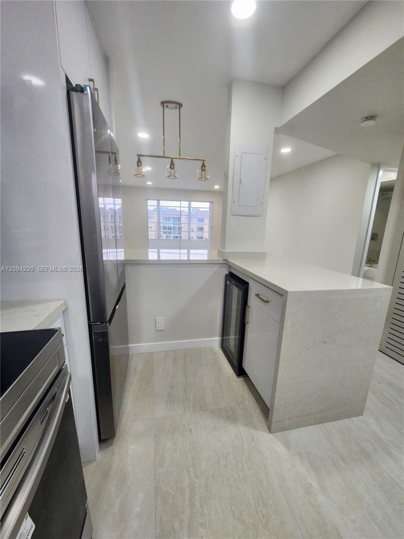 2781 N Pine Island Rd , Unit 302, Sunrise, FL 33322 Photo