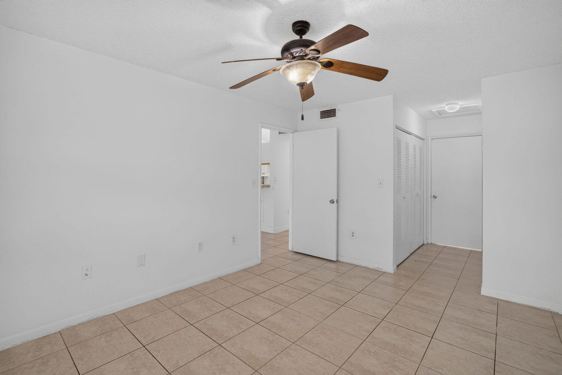 9919 Nob Hill Court, Unit 9919, Sunrise, FL 33351 Photo