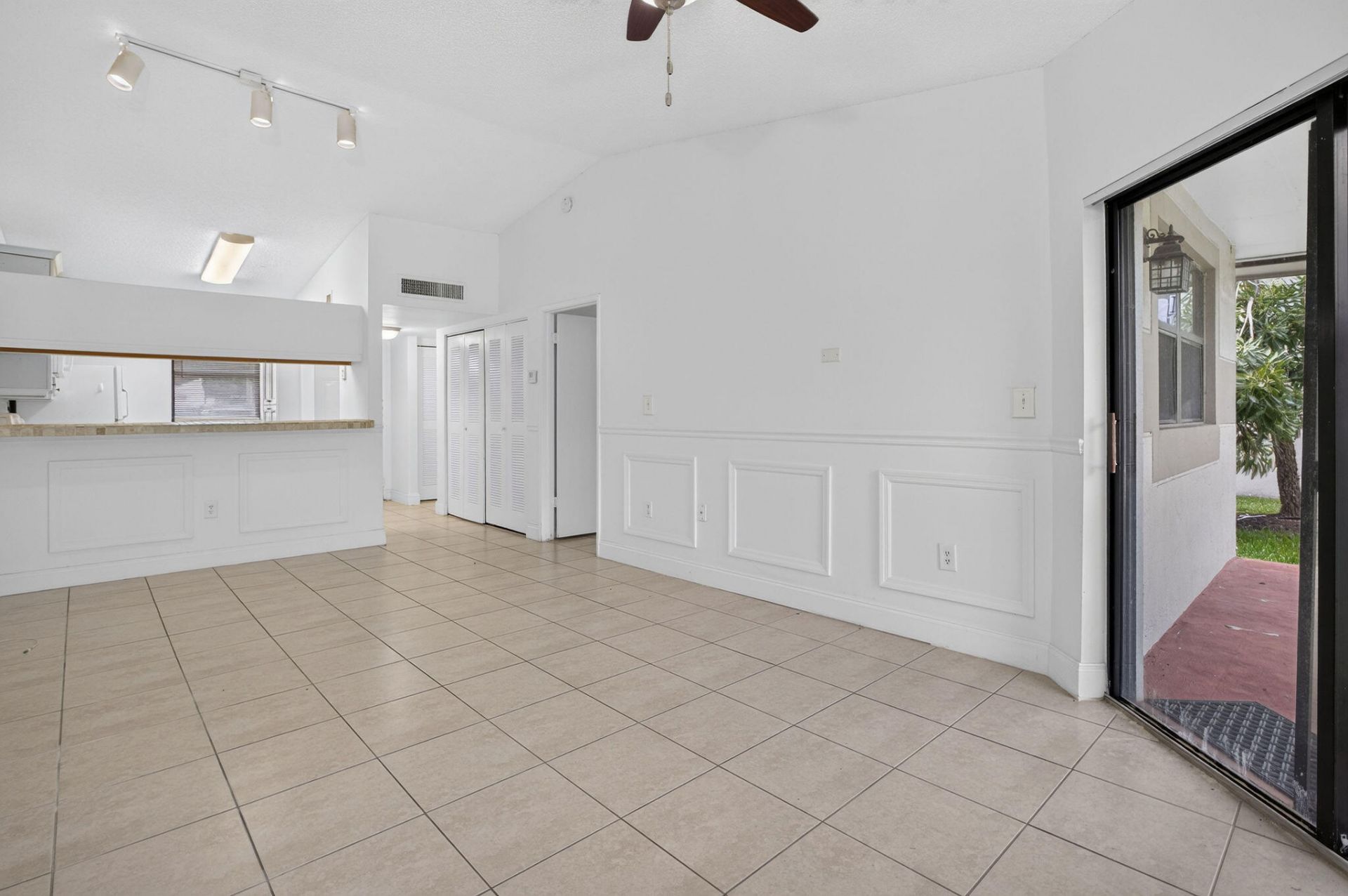 9919 Nob Hill Court, Unit 9919, Sunrise, FL 33351 Photo