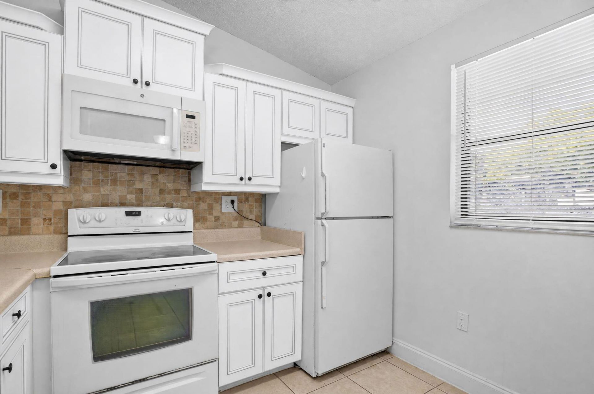 9919 Nob Hill Court, Unit 9919, Sunrise, FL 33351 Photo
