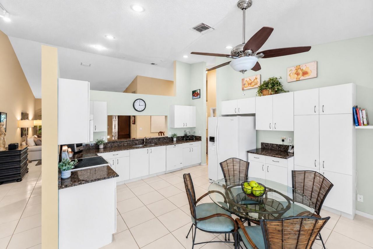 9711 Pavarotti Terrace, Unit 202, Boynton Beach, FL 33437 Photo