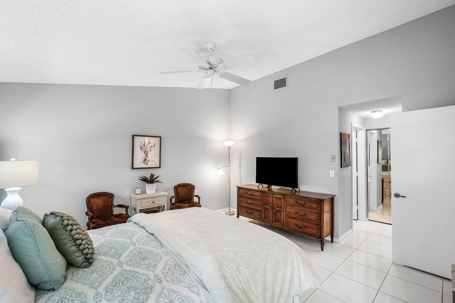 9711 Pavarotti Terrace, Unit 202, Boynton Beach, FL 33437 Photo