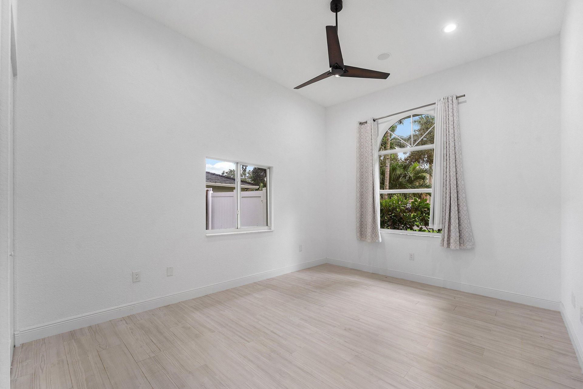 6821 N Grande Drive, Boca Raton, FL 33433 Photo