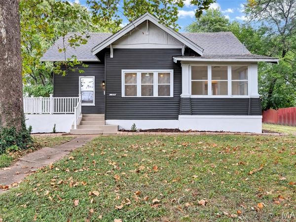 9119 Shelley Avenue, Overland, MO 63114