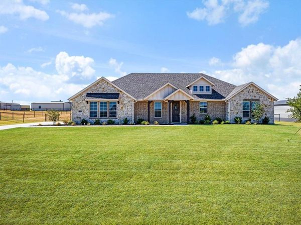142 Lonicera Lane, Paradise, TX 76073