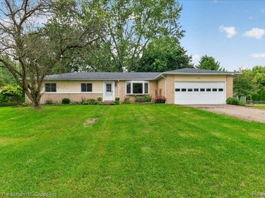 21210 Sherwood Road, Sumpter Township, Mi 48111