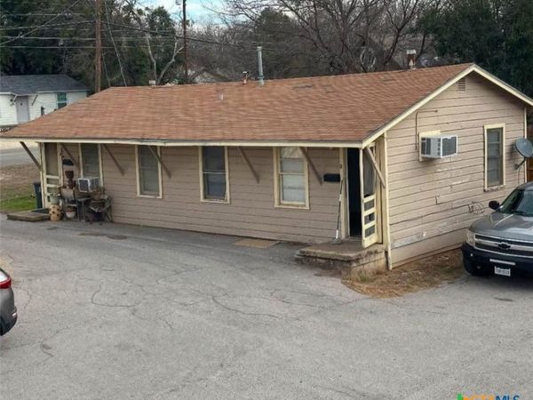 720 W Avenue C , Killeen, TX 76541