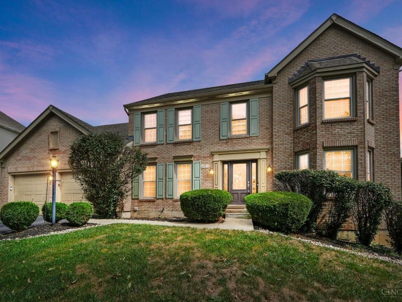 10934 Fallstone Drive, Cincinnati, OH 45246 Photo 1