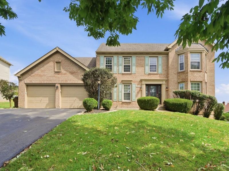 10934 Fallstone Drive, Cincinnati, OH 45246 Photo 4