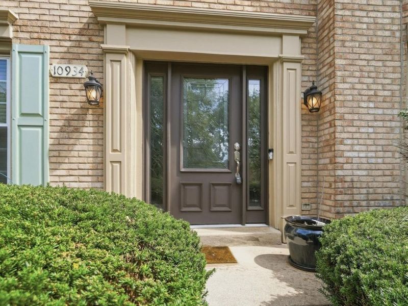 10934 Fallstone Drive, Cincinnati, OH 45246 Photo 5