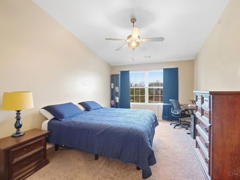 7771 Skyview Circle, Green Township, OH 45248 Photo 15