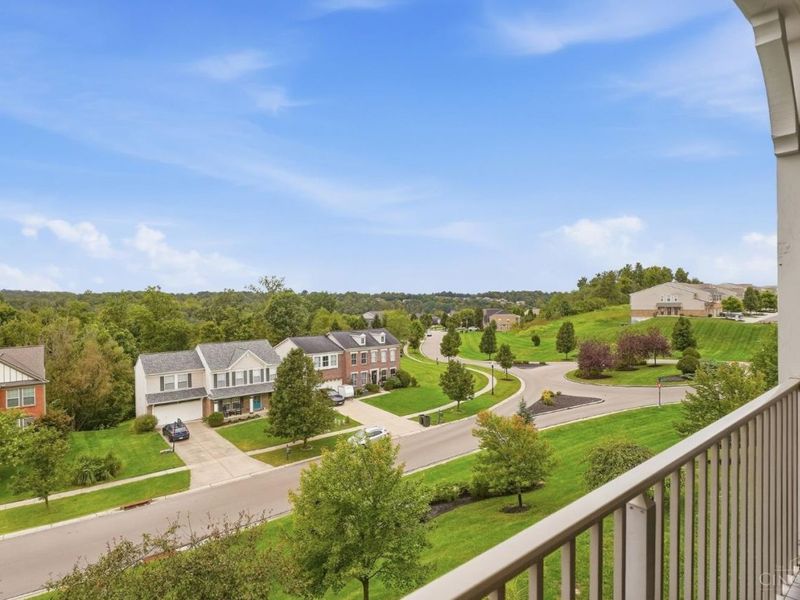 7771 Skyview Circle, Green Township, OH 45248 Photo 24