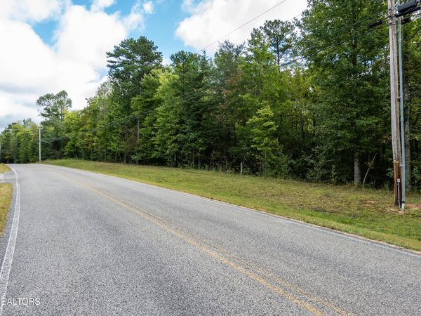 Cumberland Cove Rd, Monterey, TN 38574