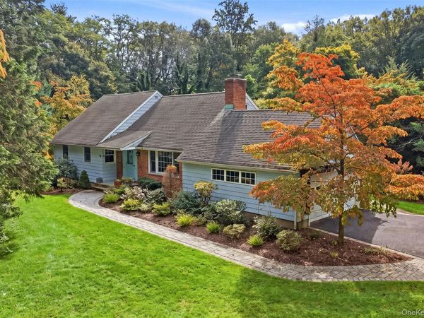 174 Flower Hill Road, Halesite, NY 11743