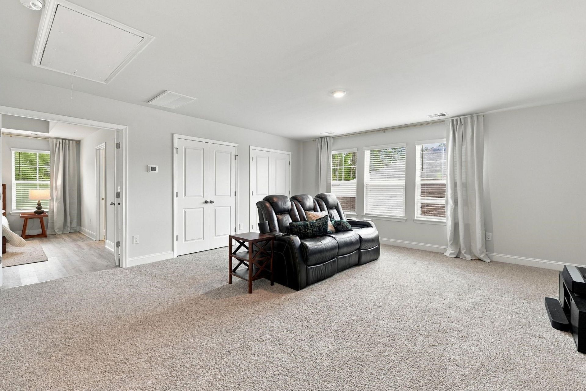 3155 Sutherland Dr. Photo 31