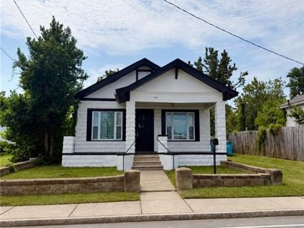 2048 Broad Street , Augusta, GA 30904